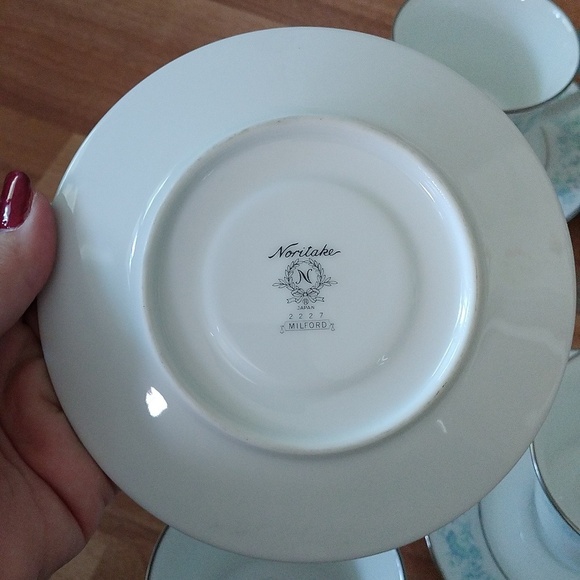 Noritake Milford Footed Cups + Saucers Set, Blue Flowers on White Pattern 2227 - Picture 8 of 12